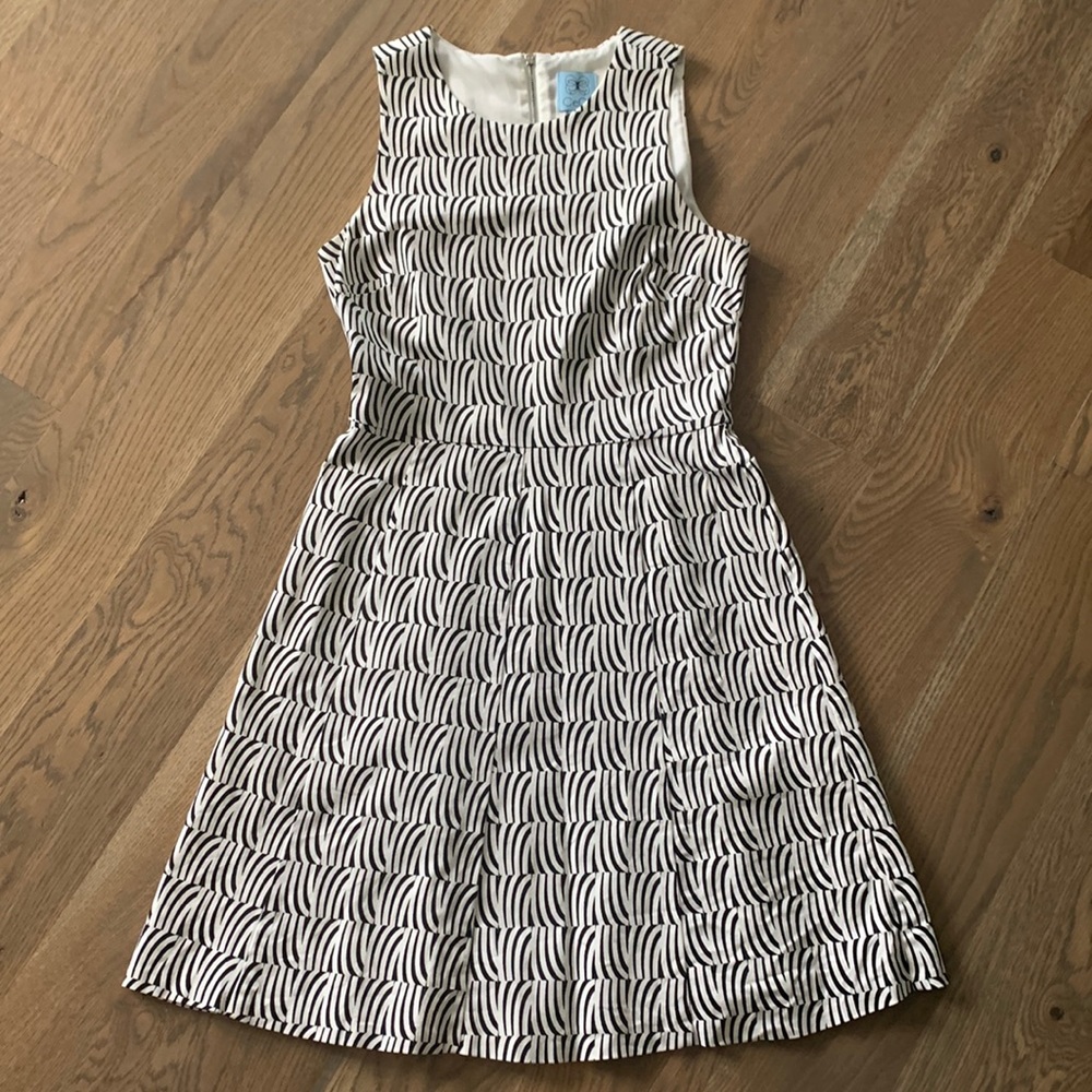 CeCe sleeveless black white dress